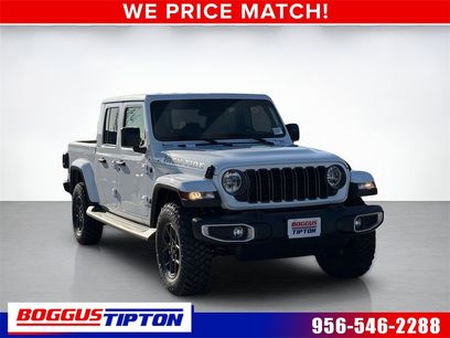 New 2025 Jeep Gladiator Sport
