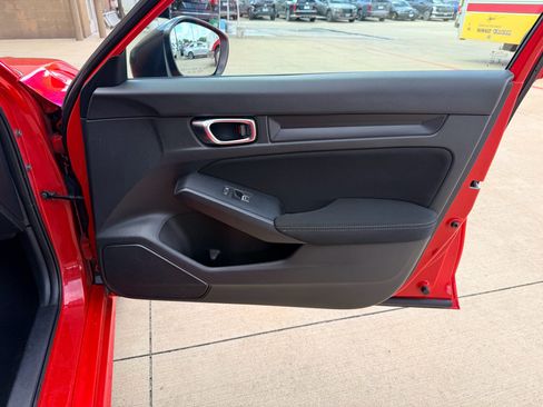 Used 2022 Honda Civic Sport image 12