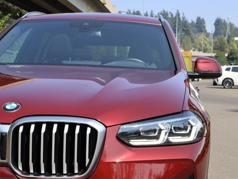 Used 2023 BMW X3 xDrive30i w/ Premium Package AWD/4WD image 2