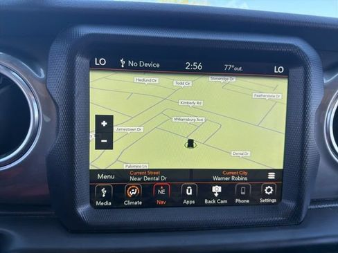 Used 2020 Jeep Wrangler Unlimited Sahara w/ Uconnect 4C Nav & Sound Group AWD/4WD image 21