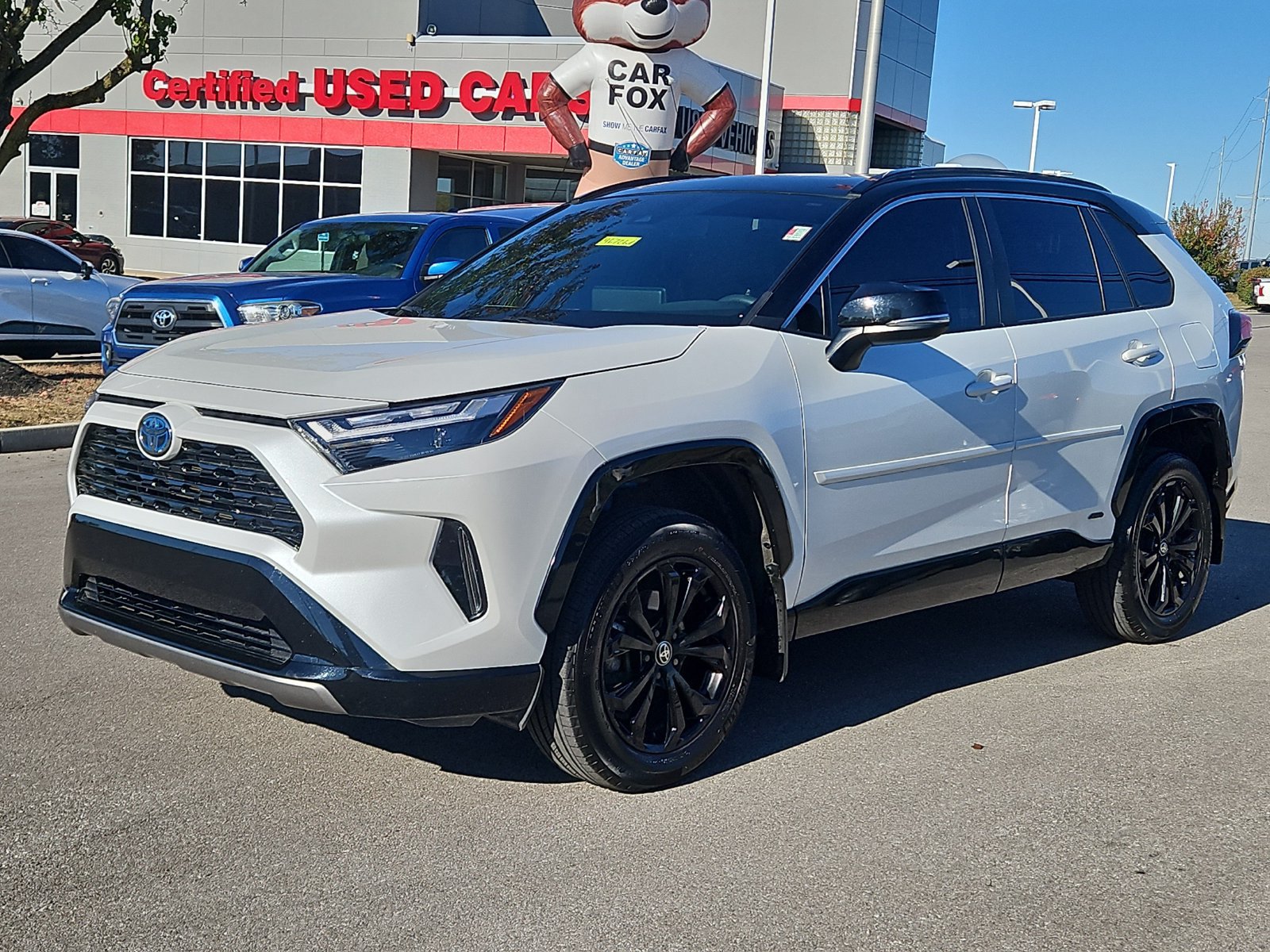 Used 2023 Toyota RAV4 XSE w/ XSE Grade Weather Package AWD/4WD image 2