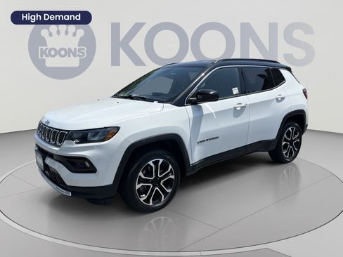 Used 2023 Jeep Compass Limited AWD/4WD image 1