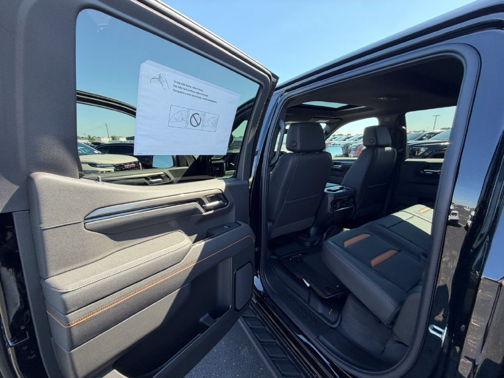 New 2026 GMC Sierra 1500 AT4 w/ AT4 Premium Package AWD/4WD image 32