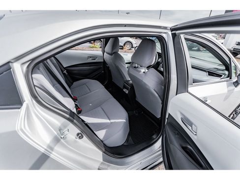 Used 2024 Toyota Corolla SE image 25