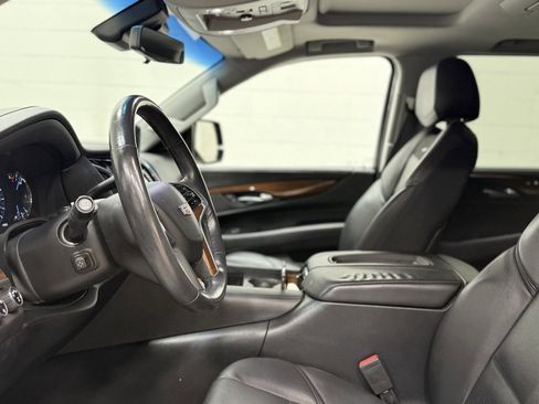 Used 2017 Cadillac Escalade Premium Luxury w/ LPO, Radiant Package image 13