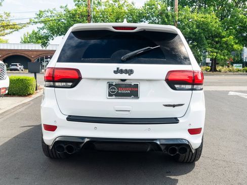 Used 2021 Jeep Grand Cherokee Trackhawk w/ Trailer Tow Group IV image 5