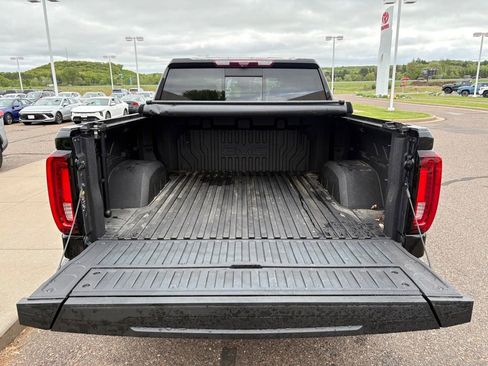 Used 2022 GMC Sierra 1500 Denali Ultimate AWD/4WD image 4