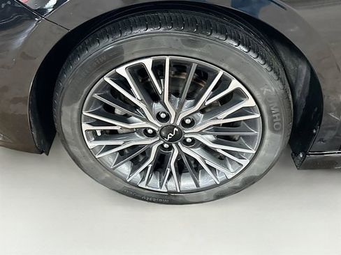 Used 2023 Kia Forte GT-Line w/ GT-Line Premium Package FWD image 31