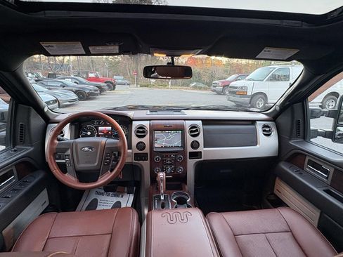 Used 2014 Ford F150 King Ranch w/ King Ranch Luxury Package image 31