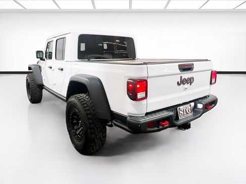 Used 2022 Jeep Gladiator Rubicon w/ Cold Weather Group AWD/4WD image 6