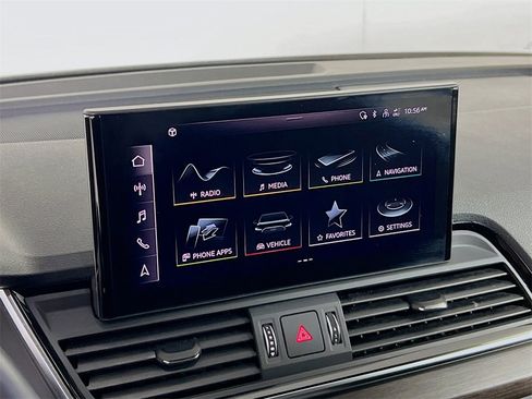 Used 2023 Audi Q5 2.0T Premium w/ Convenience Package image 15