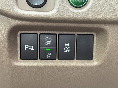 Used 2021 Honda Pilot Touring image 19
