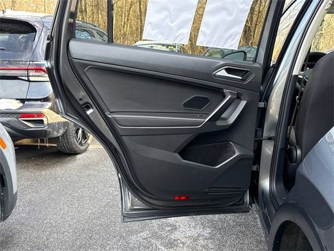 Certified 2022 Volkswagen Tiguan S image 21