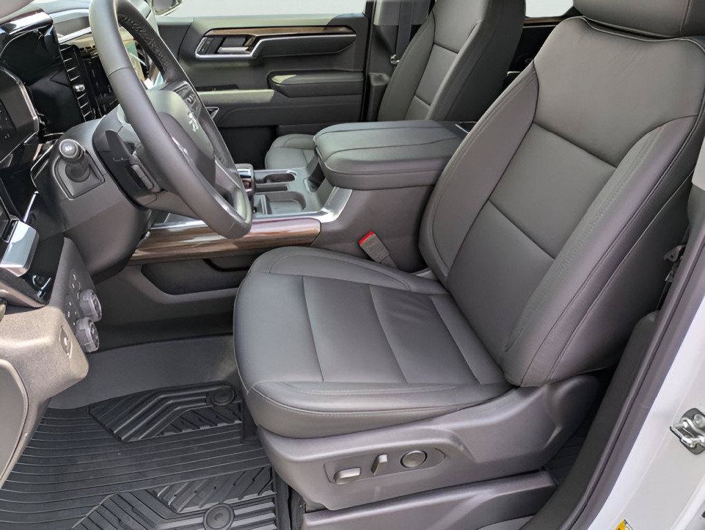 New 2026 Chevrolet Silverado 1500 RST AWD/4WD image 13