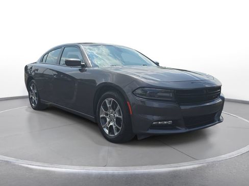 Used 2015 Dodge Charger SXT AWD/4WD image 3