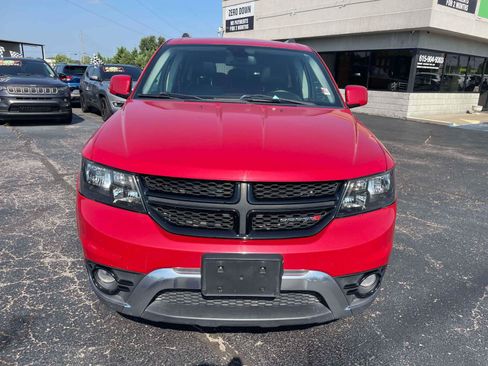 Used 2020 Dodge Journey Crossroad FWD image 2