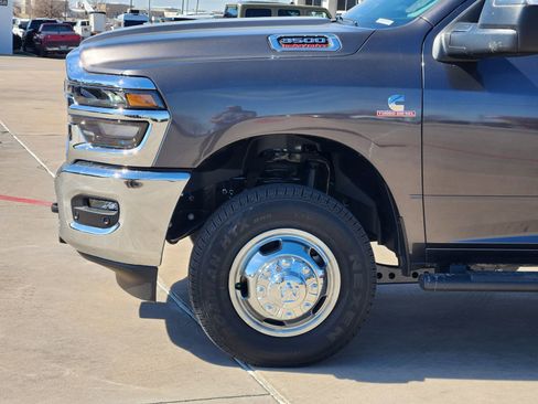 New 2026 RAM 3500 Tradesman image 10