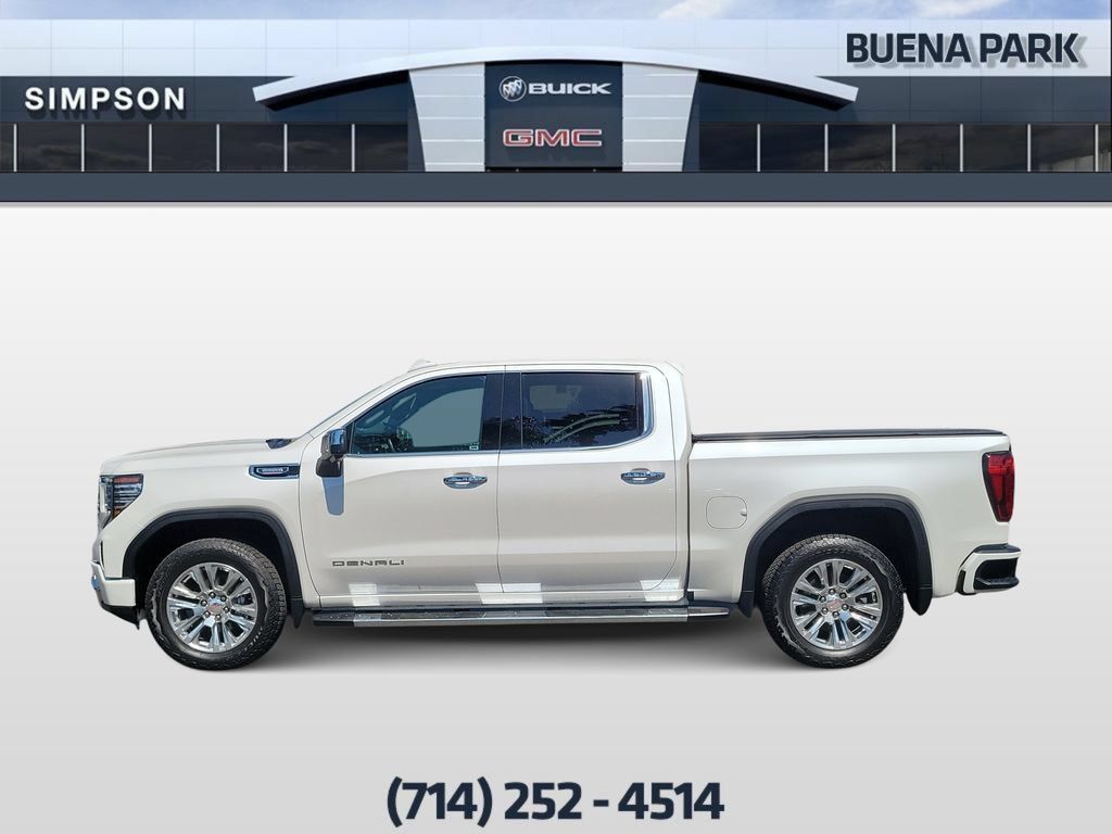 Used 2024 GMC Sierra 1500 Denali w/ Technology Package AWD/4WD image 5