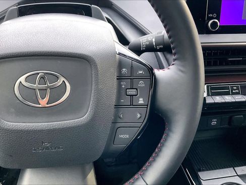 Certified 2025 Toyota Prius Plug-In Hybrid image 24