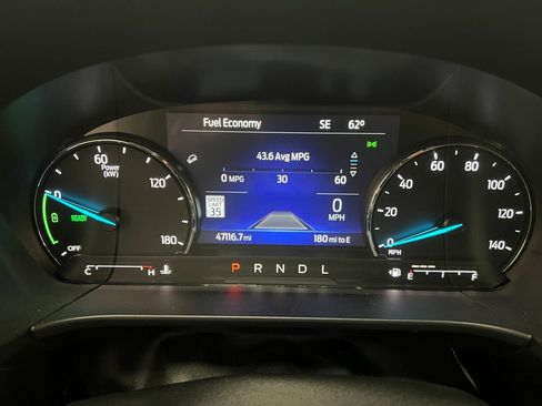 Used 2021 Ford Escape SE w/ SE Sport Appearance Package image 17