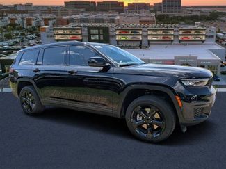 New 2025 Jeep Grand Cherokee L Altitude video 1