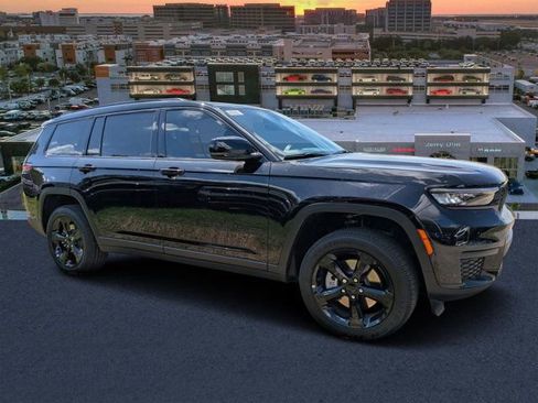 New 2025 Jeep Grand Cherokee L Altitude image 1
