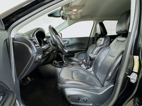 Used 2020 Jeep Compass Limited image 19