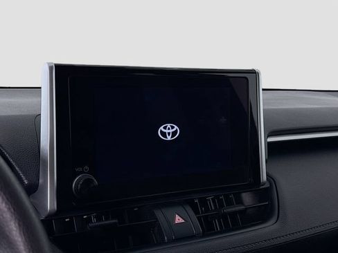 Used 2023 Toyota RAV4 XLE FWD image 14