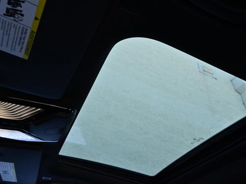 Certified 2024 BMW 330i 330i w/ M Sport Package image 26