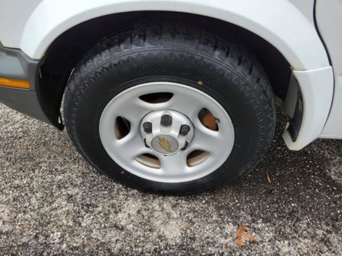 Used 2005 Chevrolet Astro image 13