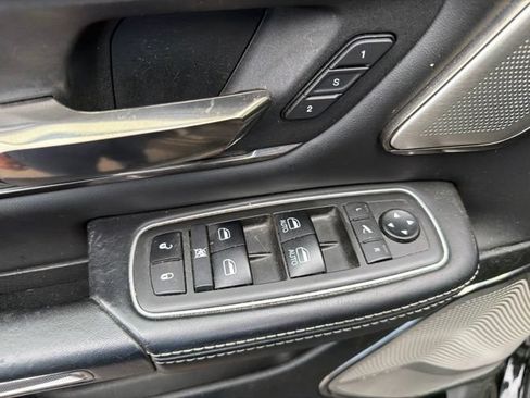 Used 2021 RAM 1500 Limited AWD/4WD image 19