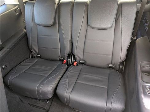 New 2026 Mercedes-Benz GLS 450 4MATIC image 16