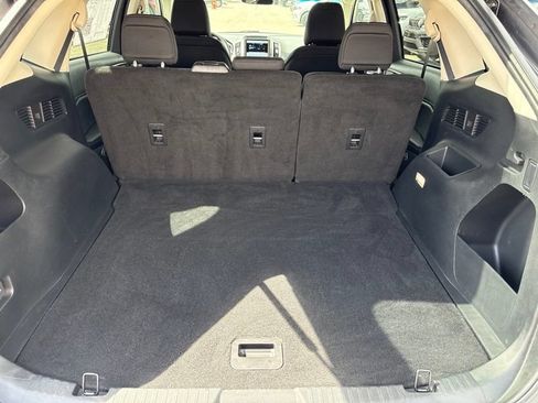 Used 2021 Ford Edge SE AWD/4WD image 10
