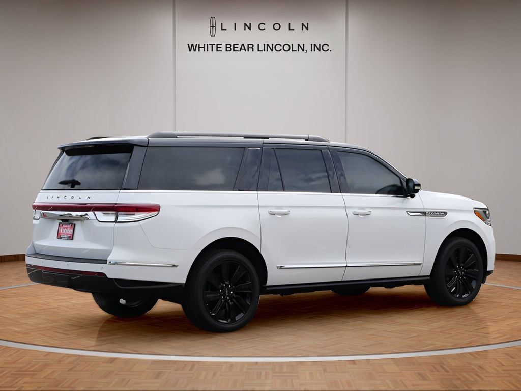 Used 2024 Lincoln Navigator L Black Label AWD/4WD image 5
