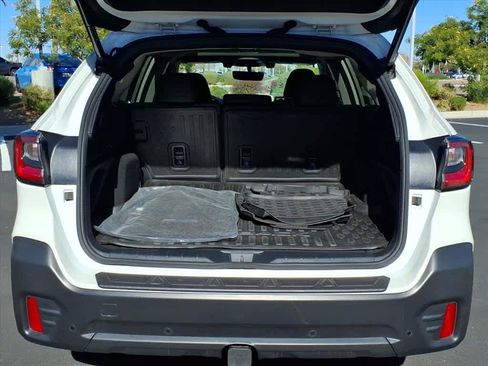 Certified 2022 Subaru Outback Onyx Edition XT image 17