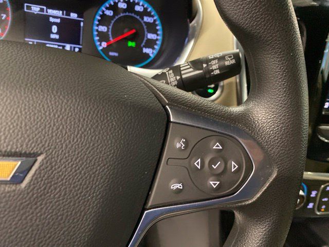 Used 2023 Chevrolet Traverse LS AWD/4WD image 19