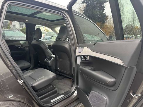 Used 2025 Volvo XC90 B6 Ultra w/ Protection Package Premier image 13