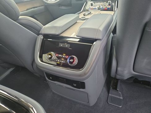 Used 2019 Lincoln Navigator Black Label AWD/4WD image 31