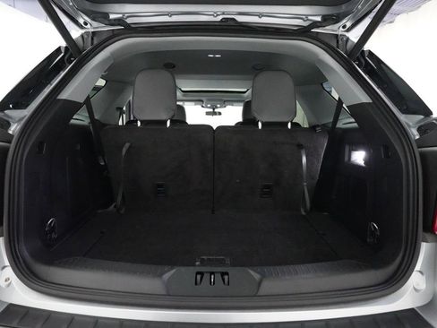 Used 2023 Ford Explorer XLT w/ Equipment Group 202A image 10