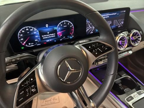 Used 2025 Mercedes-Benz GLA 250 image 34