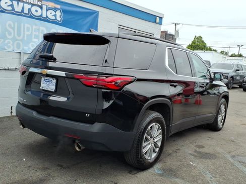 Used 2023 Chevrolet Traverse LT w/ LPO, Floor Liner Package AWD/4WD image 6