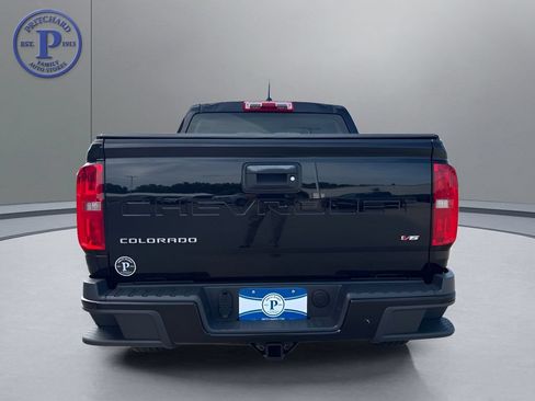 Used 2022 Chevrolet Colorado W/T w/ Custom Special Edition AWD/4WD image 6