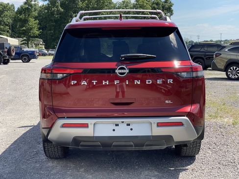Used 2022 Nissan Pathfinder SL w/ SL Premium Package FWD image 6