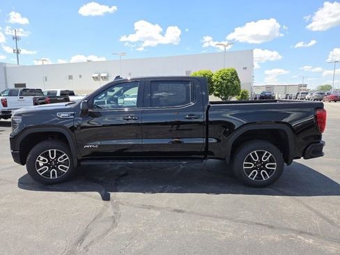 New 2026 GMC Sierra 1500 AT4 w/ AT4 Premium Package AWD/4WD image 23