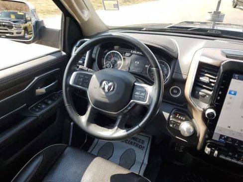 Used 2022 RAM 3500 Laramie AWD/4WD image 17