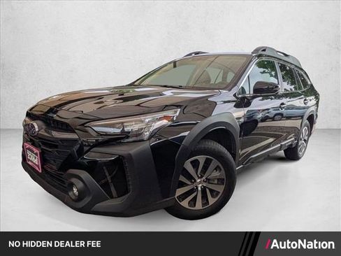 Used 2025 Subaru Outback Premium AWD/4WD image 1