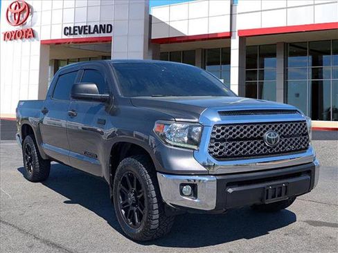 Used 2020 Toyota Tundra SR5 w/ SR5 Upgrade Package image 2