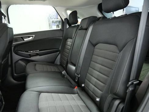 Certified 2018 Ford Edge SEL w/ Class II Trailer Tow Package AWD/4WD image 15