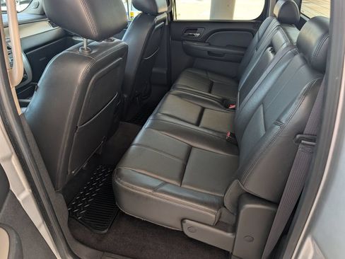 Used 2012 Chevrolet Silverado 2500 LTZ w/ LTZ Plus Package AWD/4WD image 22