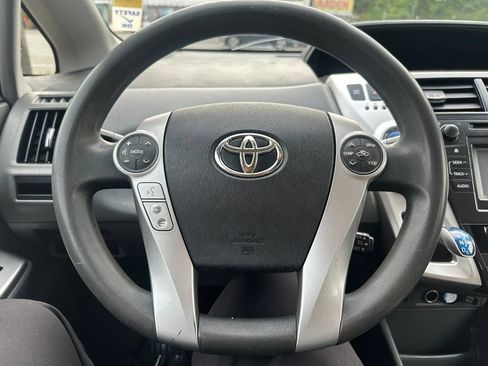Used 2012 Toyota Prius V Three FWD image 15